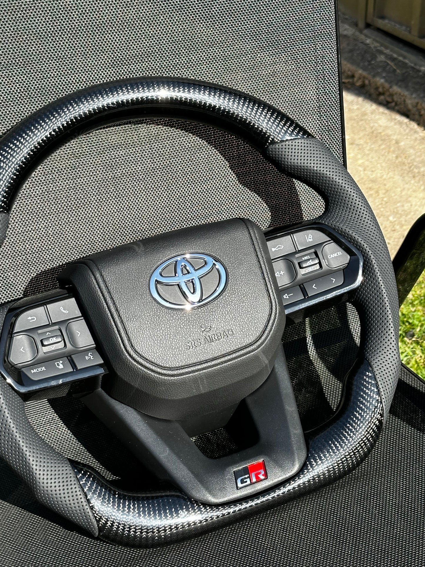 70 series LC Genuine carbon fibre steering wheel